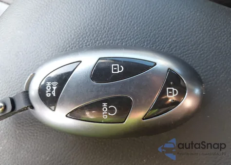 2024 Hyundai Elantra Sel z USA, uszkodzony, nr VIN KMHLS4DG3RU674098